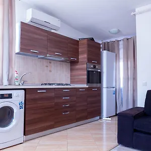 Appartamento Garsoniere Dinu