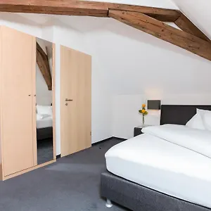 https://hotel-krone-marxheim.com-bavaria.com