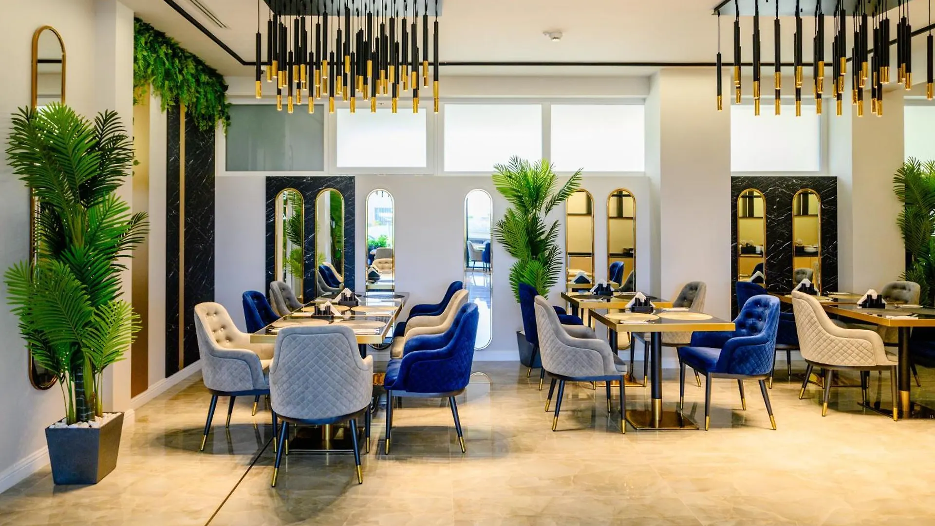 Elitte Inn & Suites Roşu 3*,  Romania