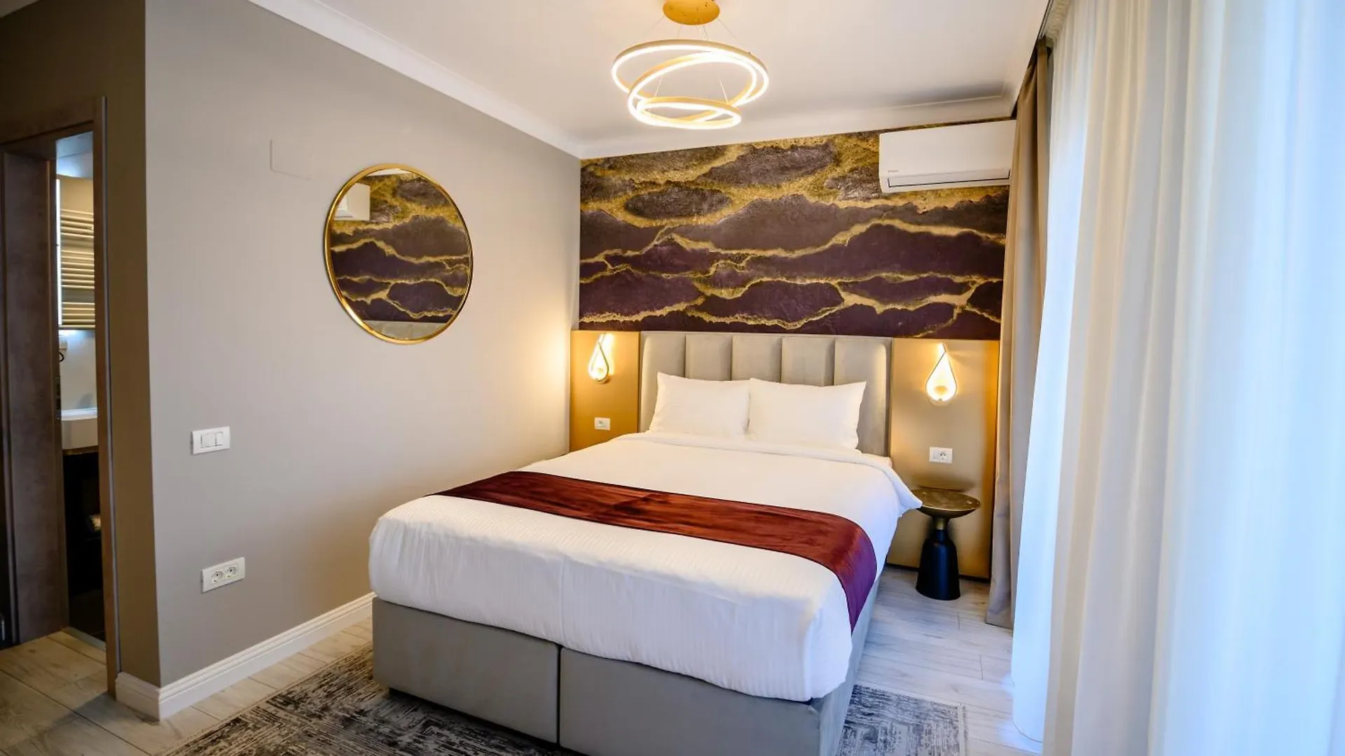 Elitte Inn & Suites Roşu